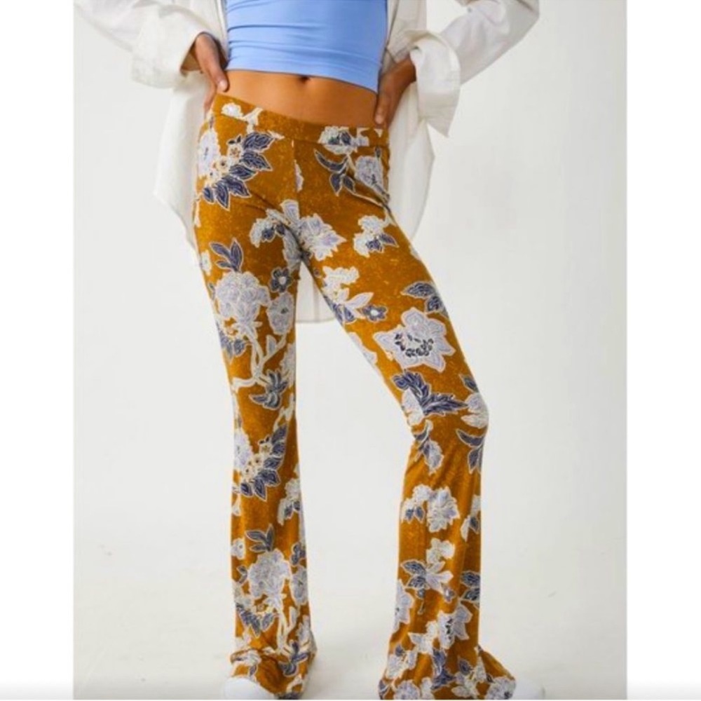 NWT Free People Make a Statement Flare Pants